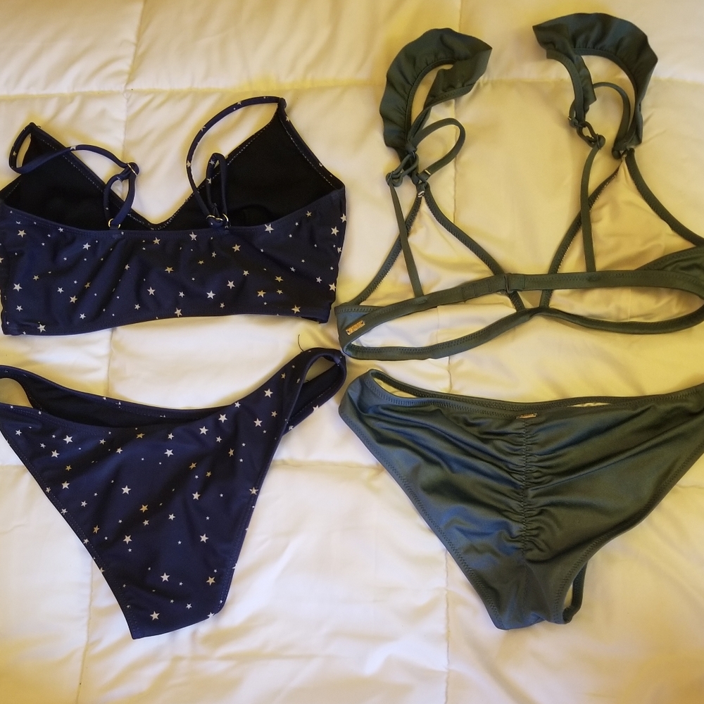 Bikinis - Picture 2 of 4